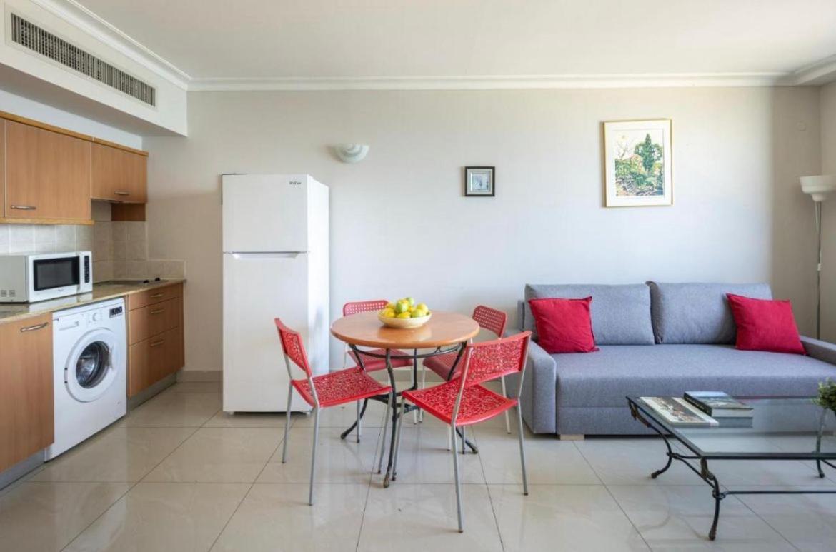 Apartment On 海法 外观 照片